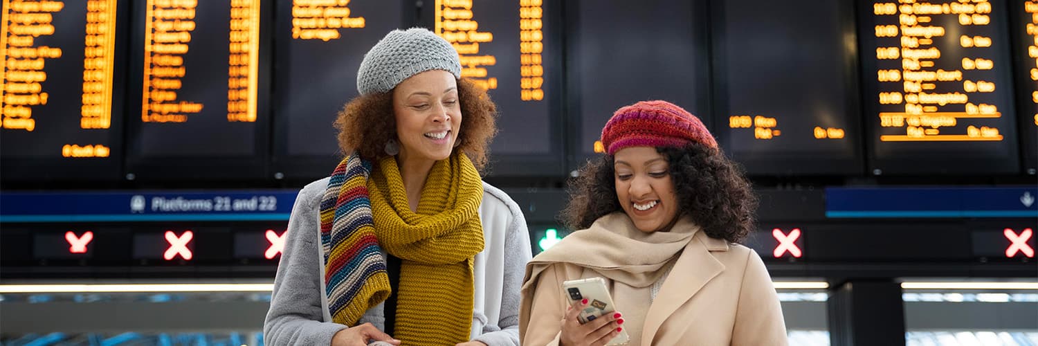 How Do American Airlines Loyalty Points Work? 
